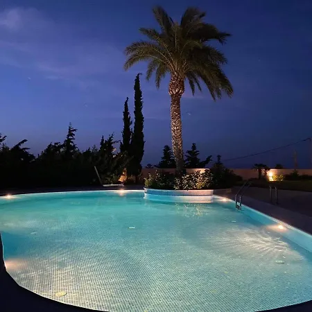 Guesthouse With Private Pool & Breathtaking View